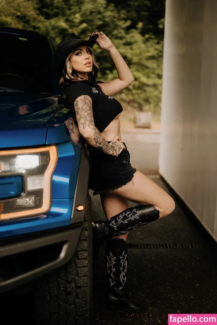 Girls Play Onlyfans Photo Gallery 