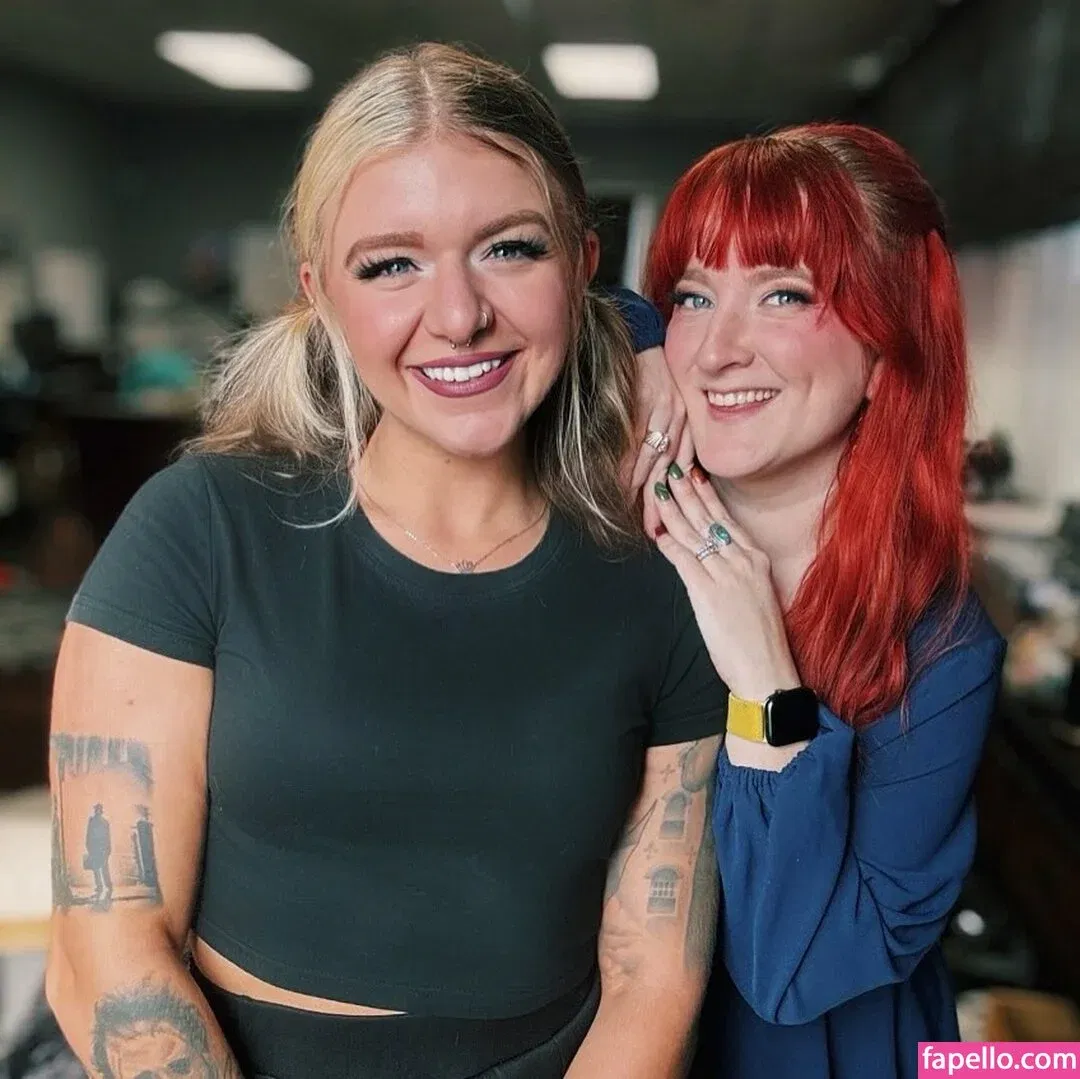 Girls Play Onlyfans Photo Gallery 