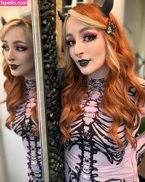 Girls Play Onlyfans Photo Gallery 