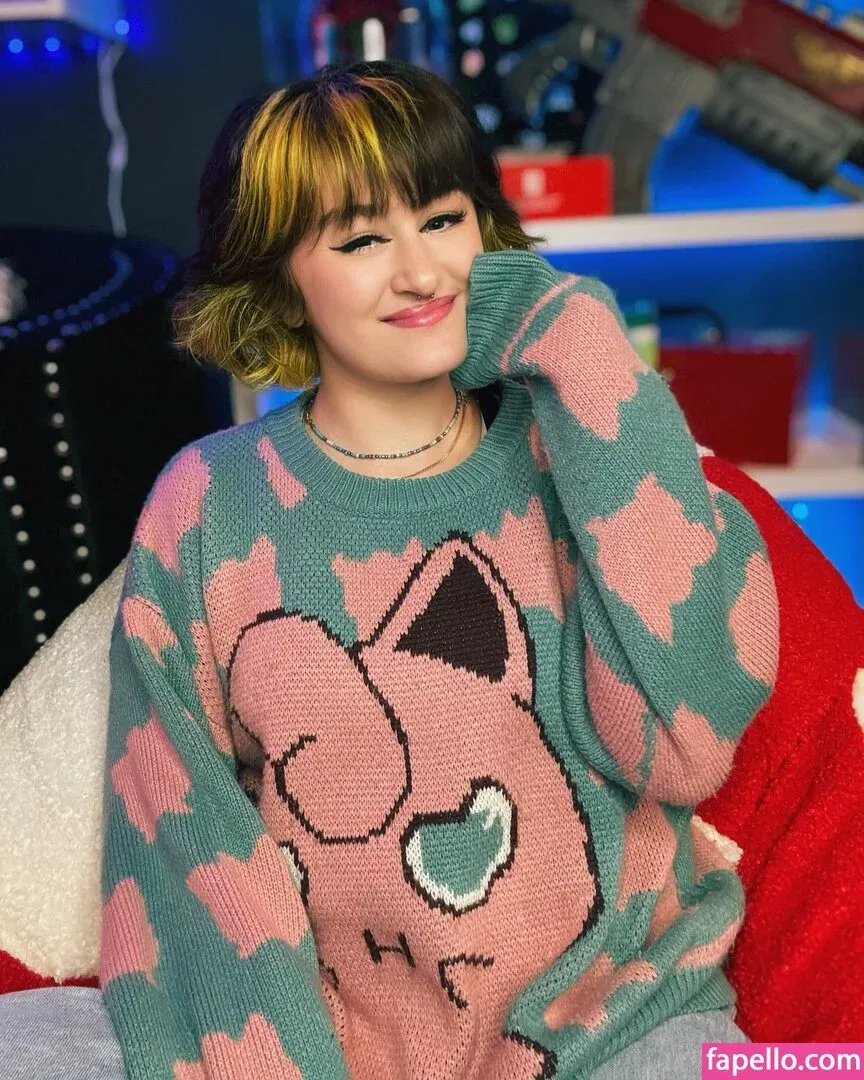 Girls Play Onlyfans Photo Gallery 