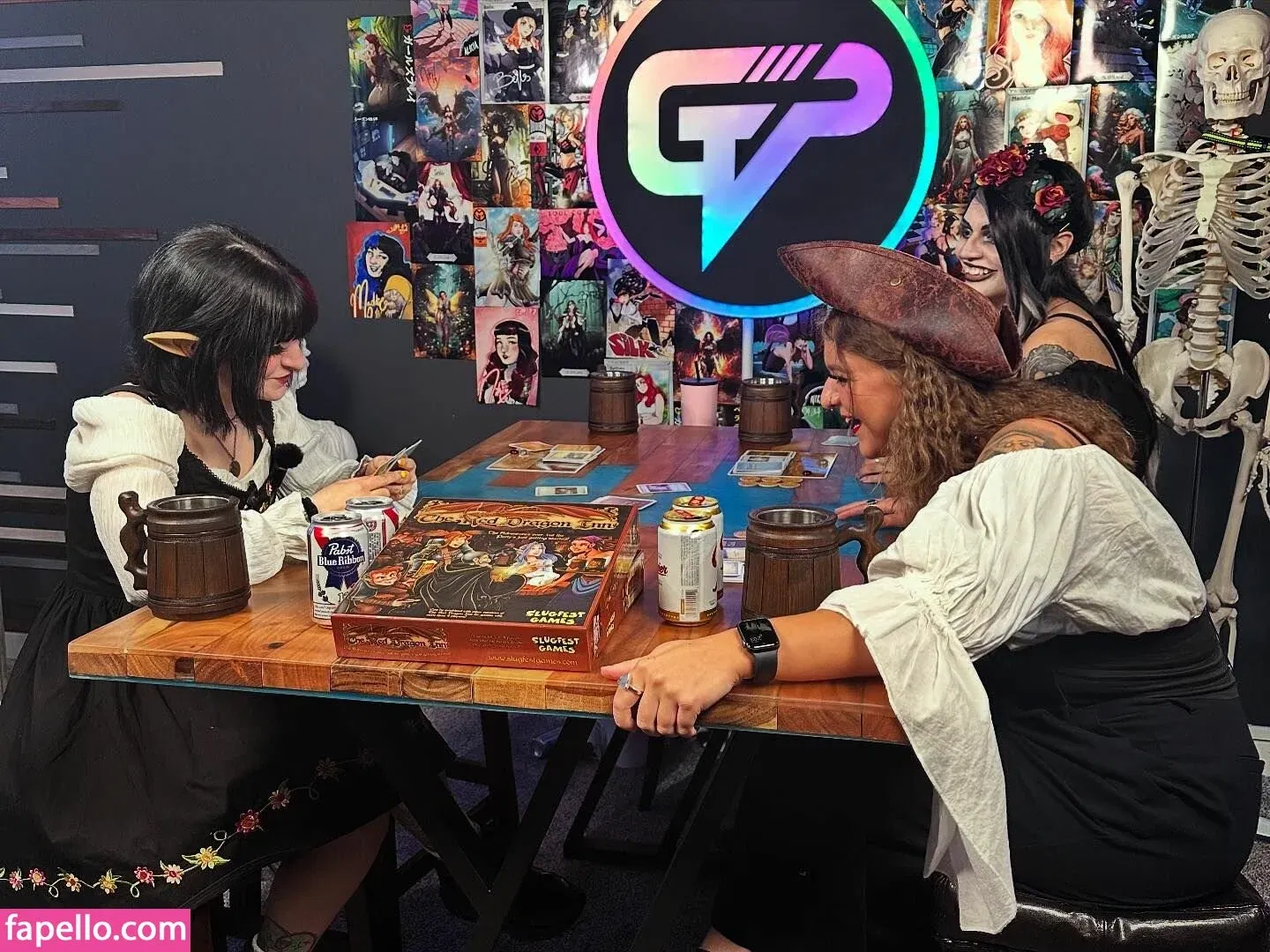 Girls Play Onlyfans Photo Gallery 