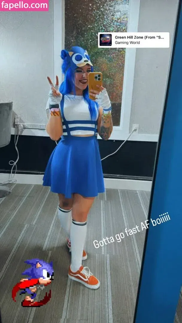 Girls Play Onlyfans Photo Gallery 