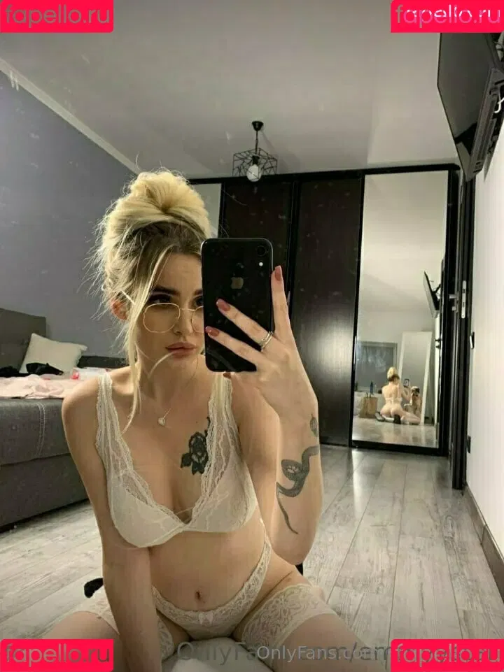 anhelinadoll Onlyfans Photo Gallery 