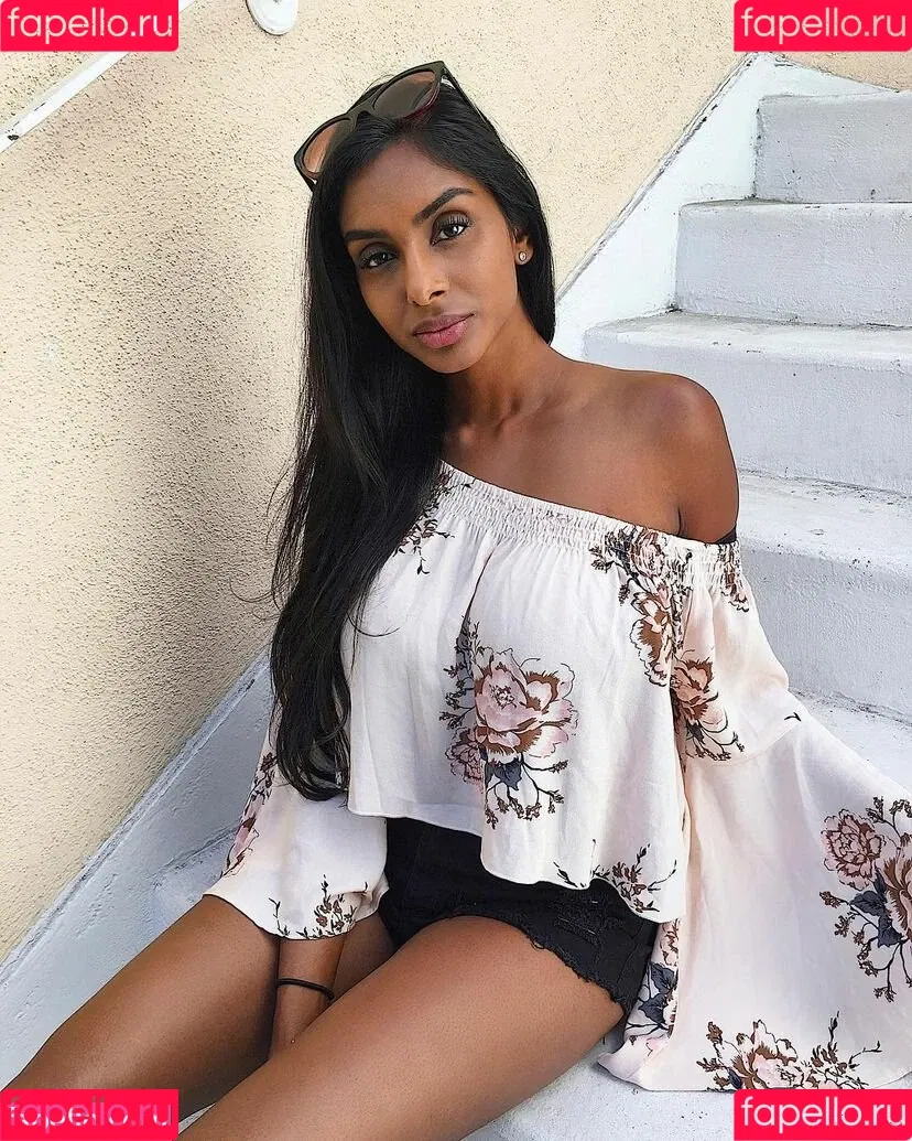 Sarah Mak Onlyfans Photo Gallery 