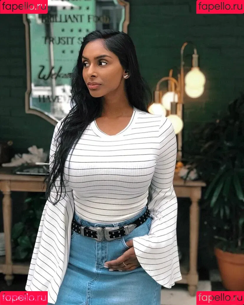Sarah Mak Onlyfans Photo Gallery 