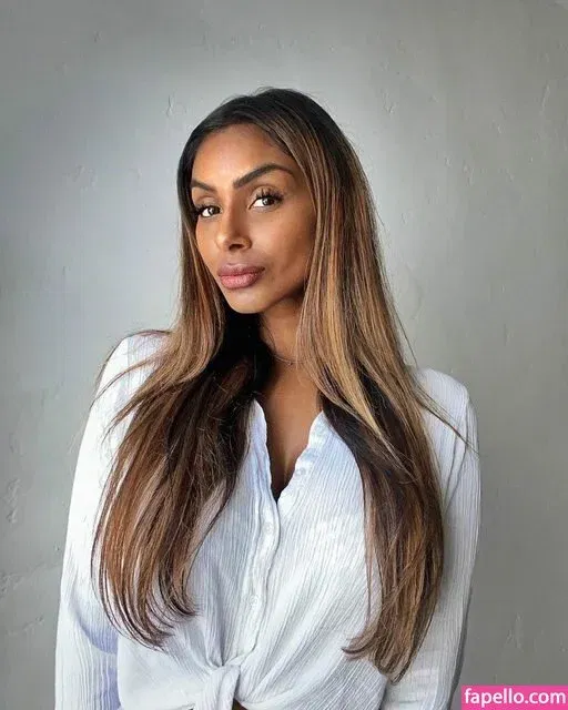 Sarah Mak Onlyfans Photo Gallery 