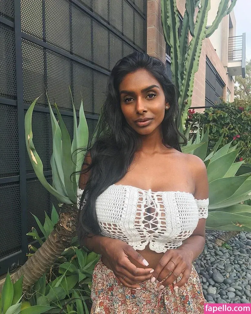 Sarah Mak Onlyfans Photo Gallery 