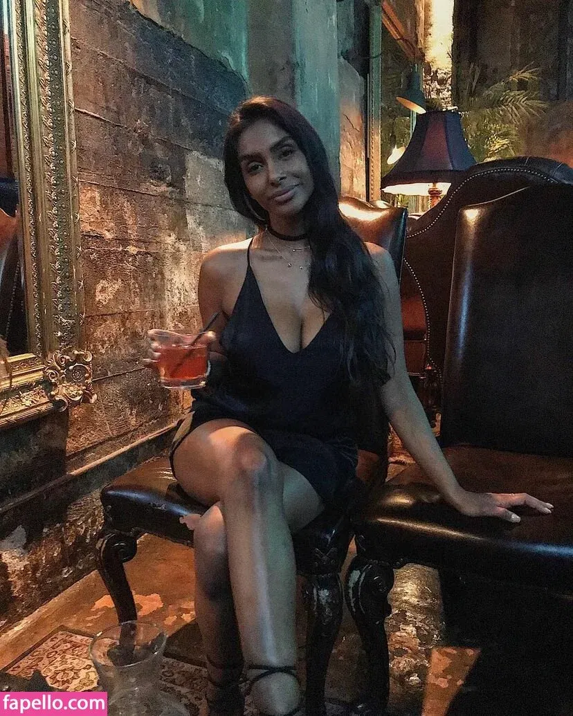 Sarah Mak Onlyfans Photo Gallery 