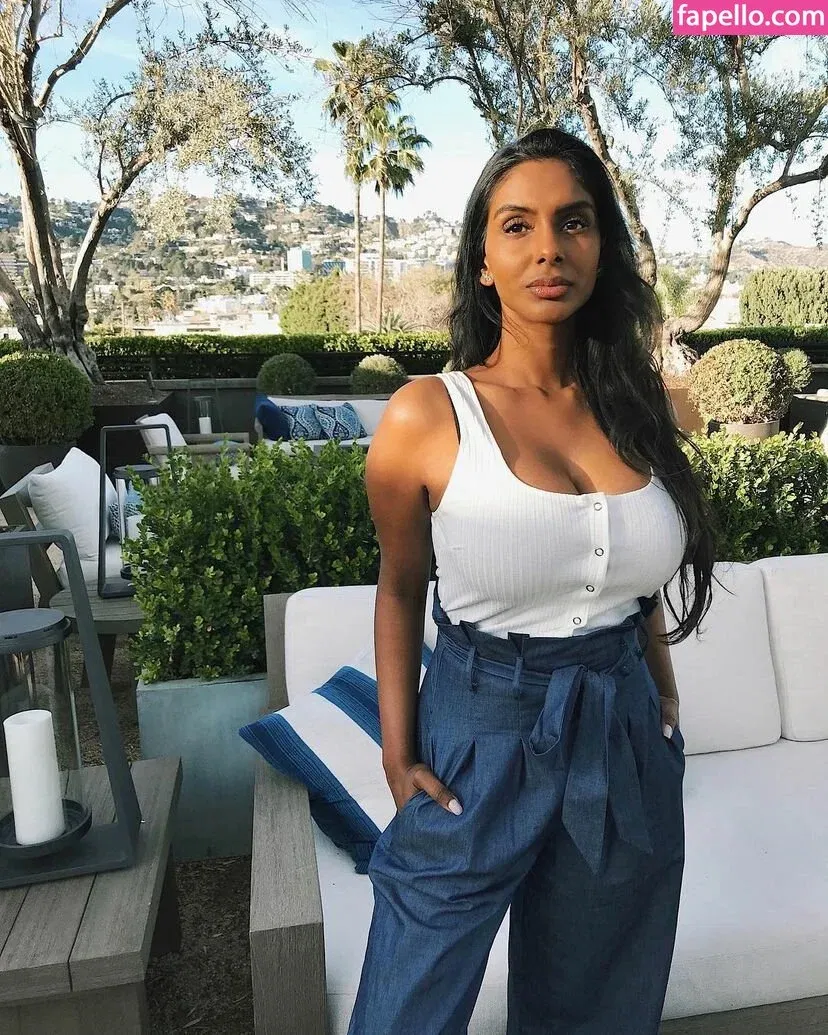 Sarah Mak Onlyfans Photo Gallery 