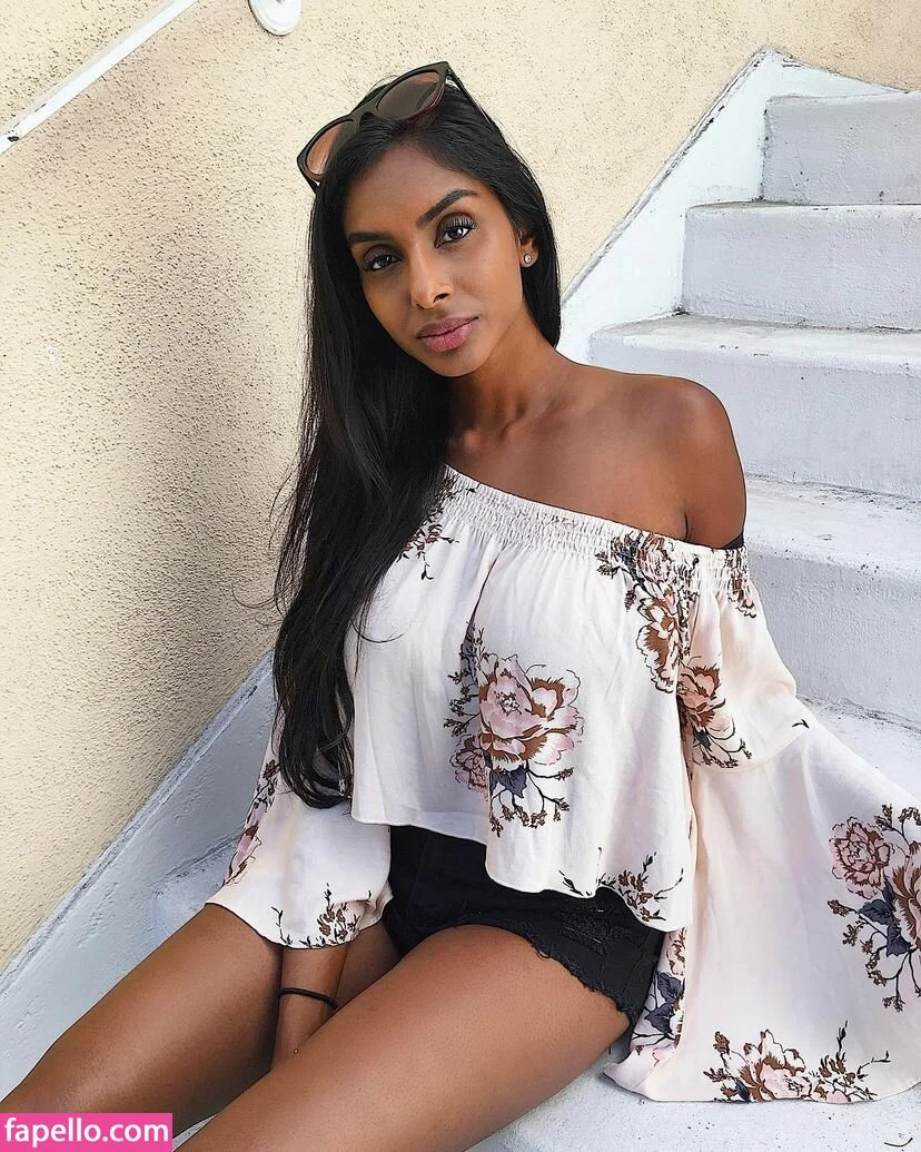 Sarah Mak Onlyfans Photo Gallery 