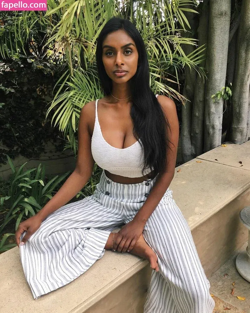 Sarah Mak Onlyfans Photo Gallery 