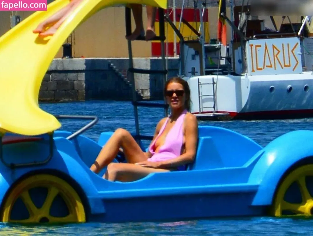 Laura Karasek Onlyfans Photo Gallery 