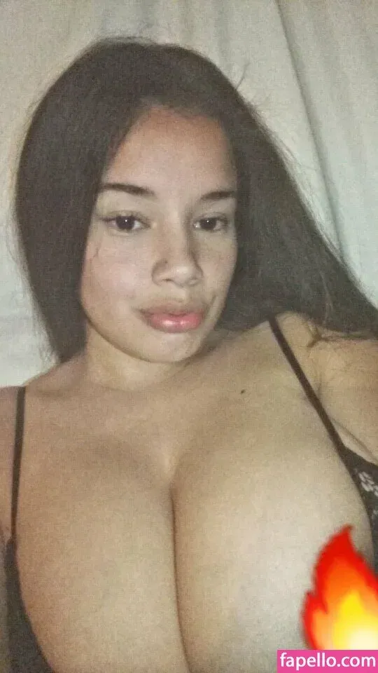 madelaniexx Onlyfans Photo Gallery 