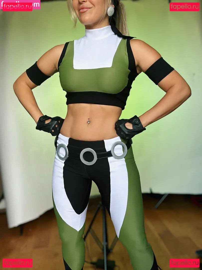 Mortal Kombat Erotic Cosplay Onlyfans Photo Gallery 