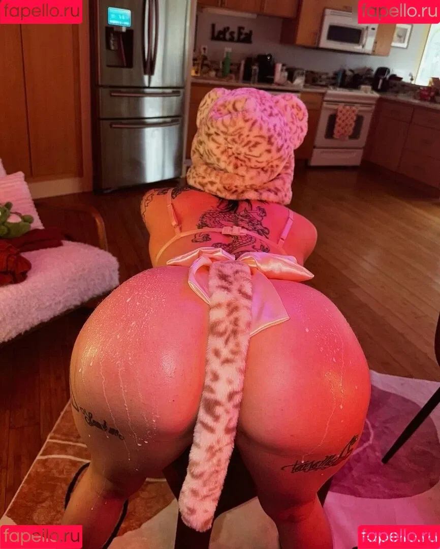 Dreamkreme / Krispykremerose Onlyfans Photo Gallery 