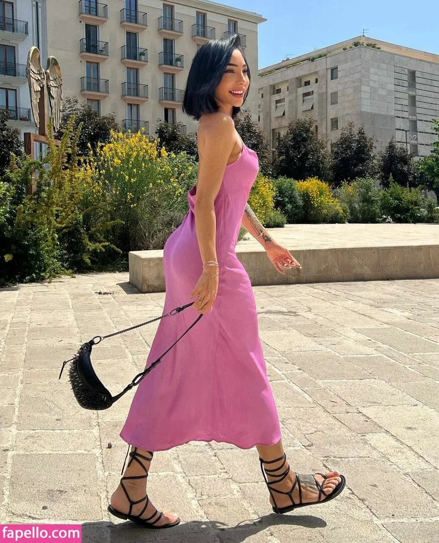 Boobsweat_420 Onlyfans Photo Gallery 