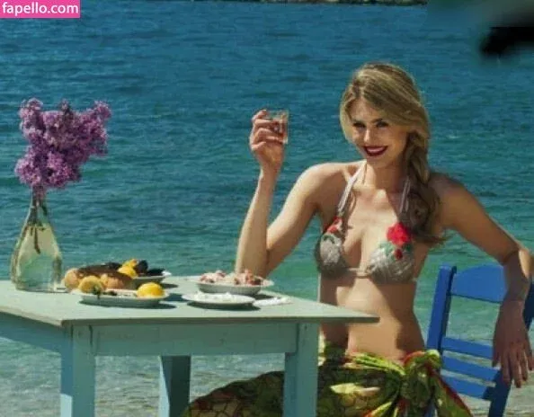 Vanessa Hessler Onlyfans Photo Gallery 