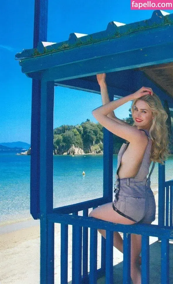 Vanessa Hessler Onlyfans Photo Gallery 