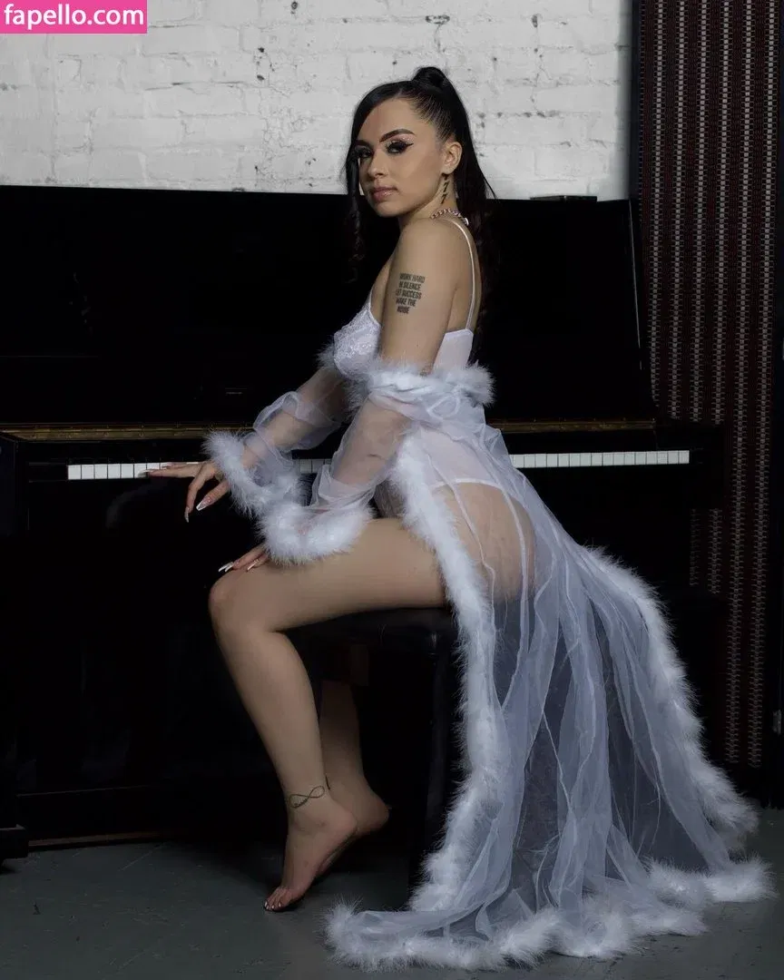 Liddlenique Onlyfans Photo Gallery 