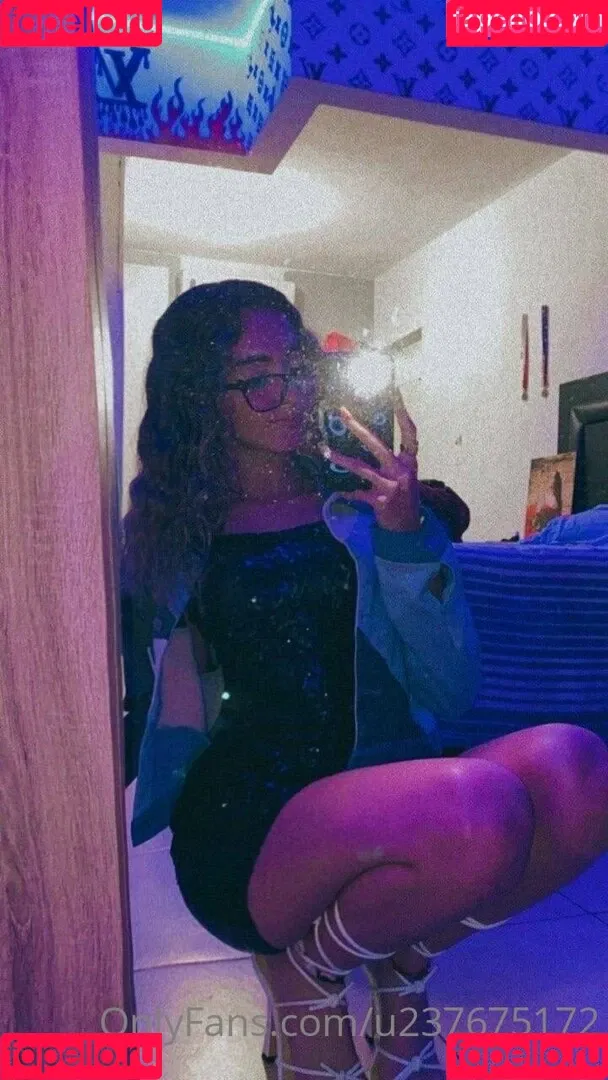 penelopexc Onlyfans Photo Gallery 