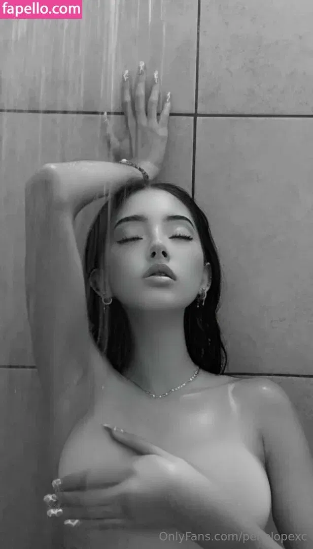 penelopexc Onlyfans Photo Gallery 