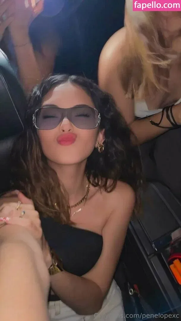 penelopexc Onlyfans Photo Gallery 