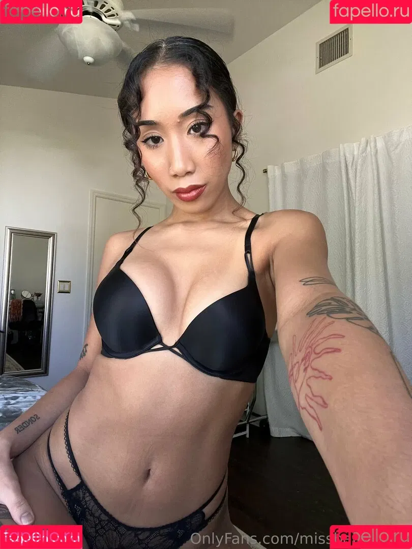 uluvzella Onlyfans Photo Gallery 