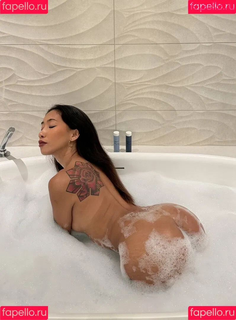 uluvzella Onlyfans Photo Gallery 