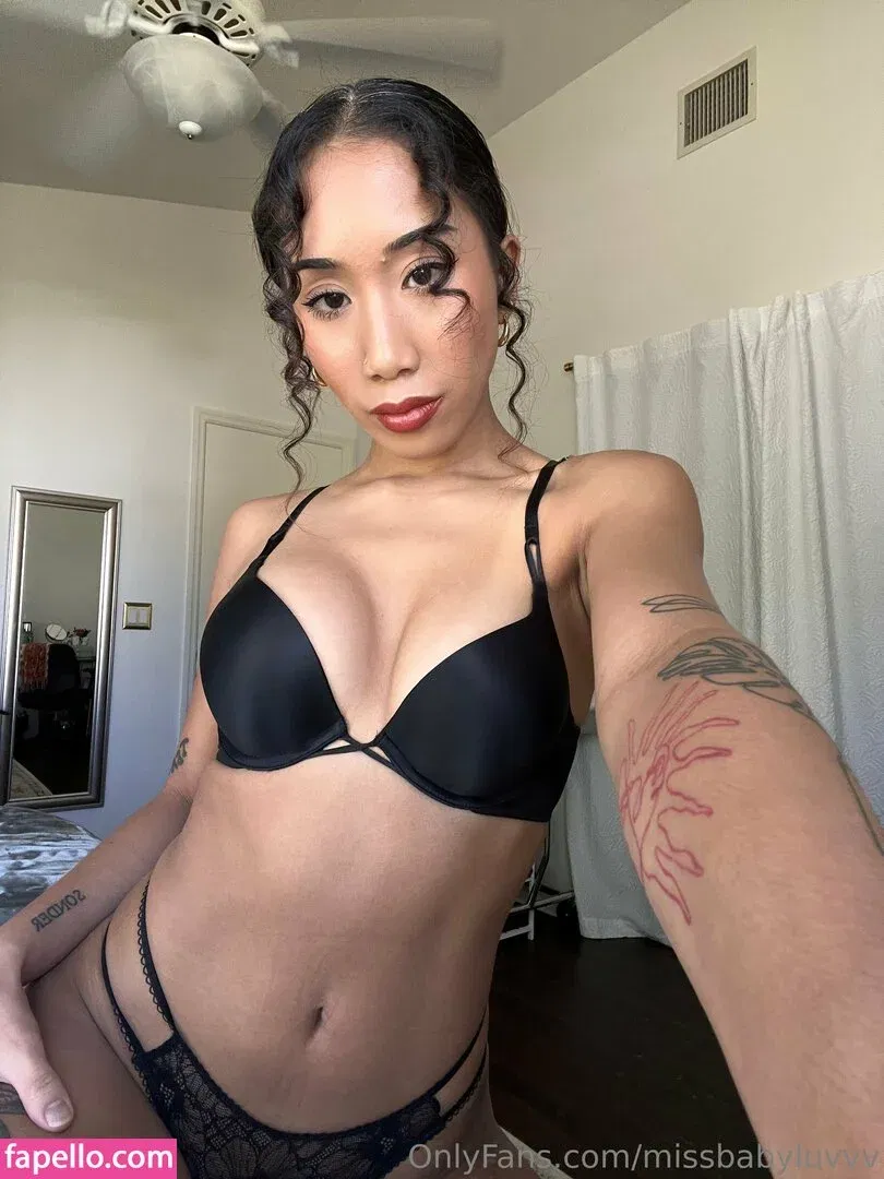 uluvzella Onlyfans Photo Gallery 