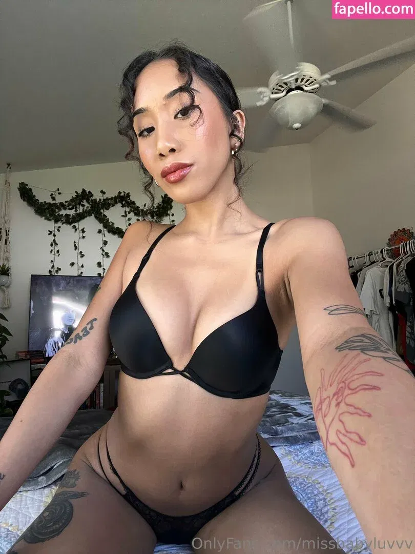 uluvzella Onlyfans Photo Gallery 