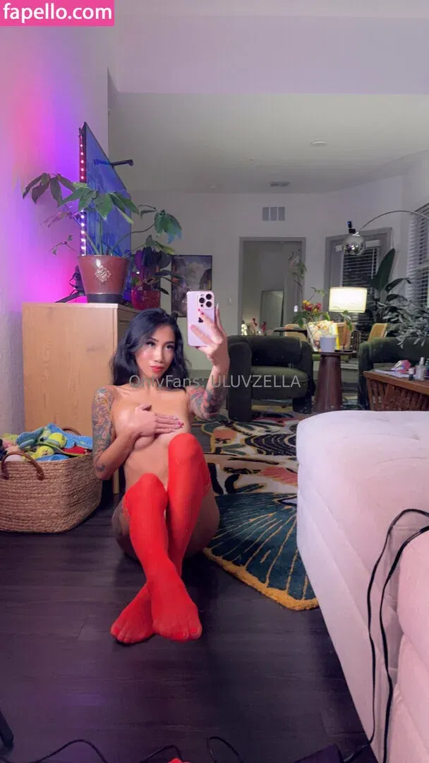 uluvzella Onlyfans Photo Gallery 