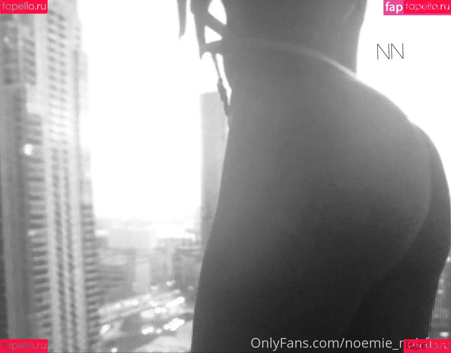 noemie_noirfree Onlyfans Photo Gallery 