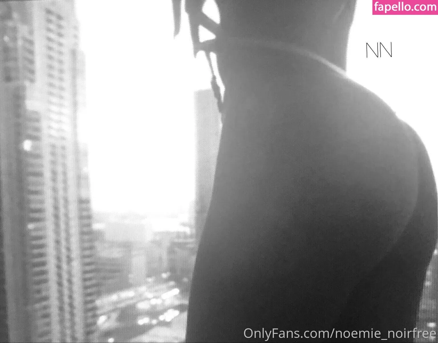 noemie_noirfree Onlyfans Photo Gallery 