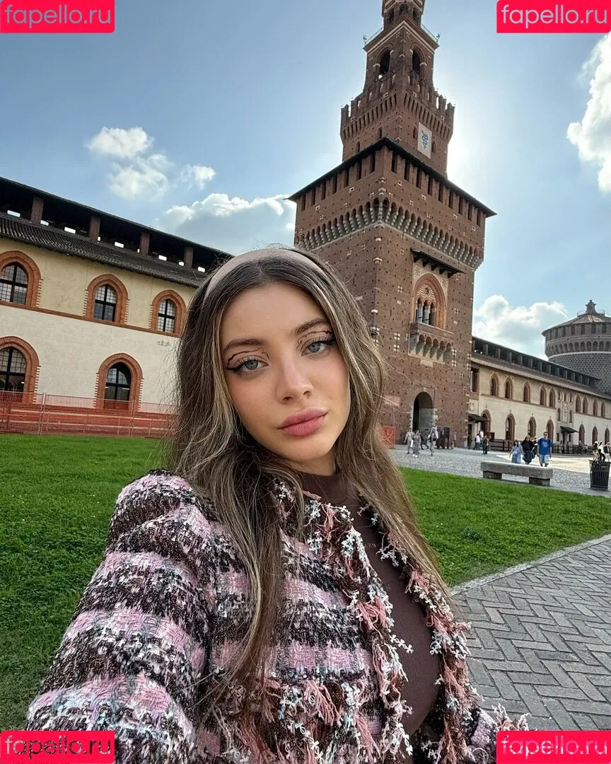 Leyla Afshonkar Onlyfans Photo Gallery 