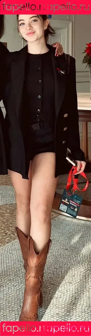 Leyla Afshonkar Onlyfans Photo Gallery 