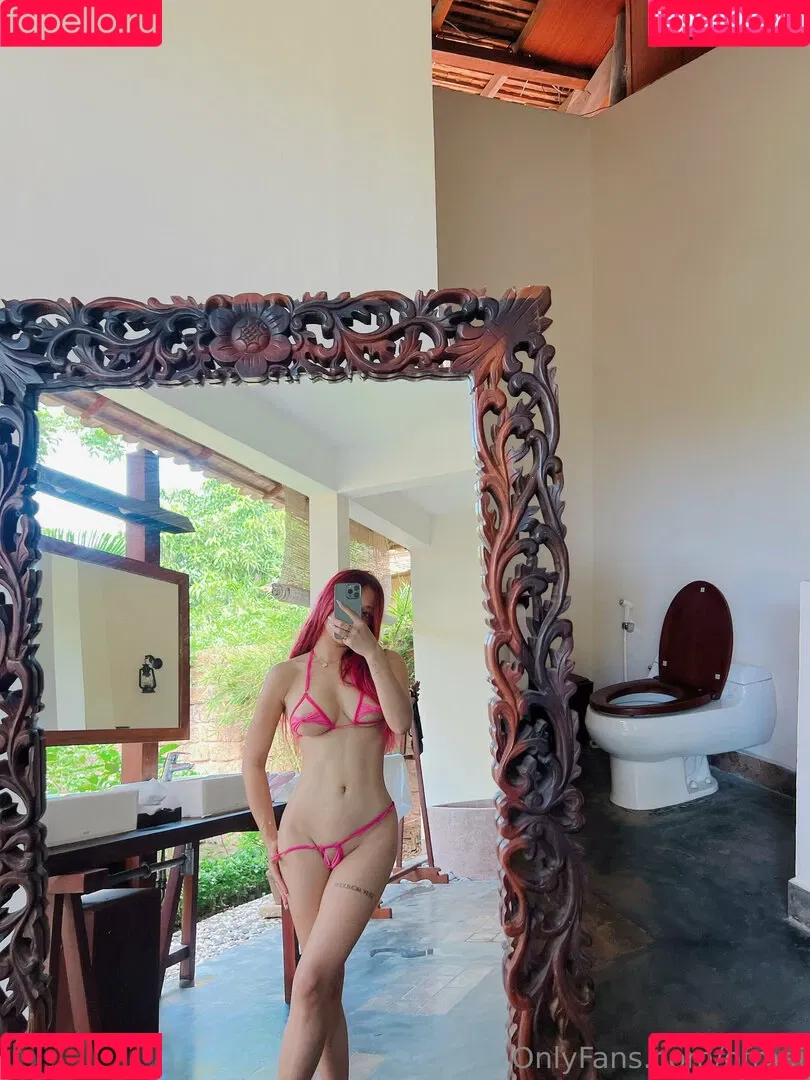 ofmai Onlyfans Photo Gallery 