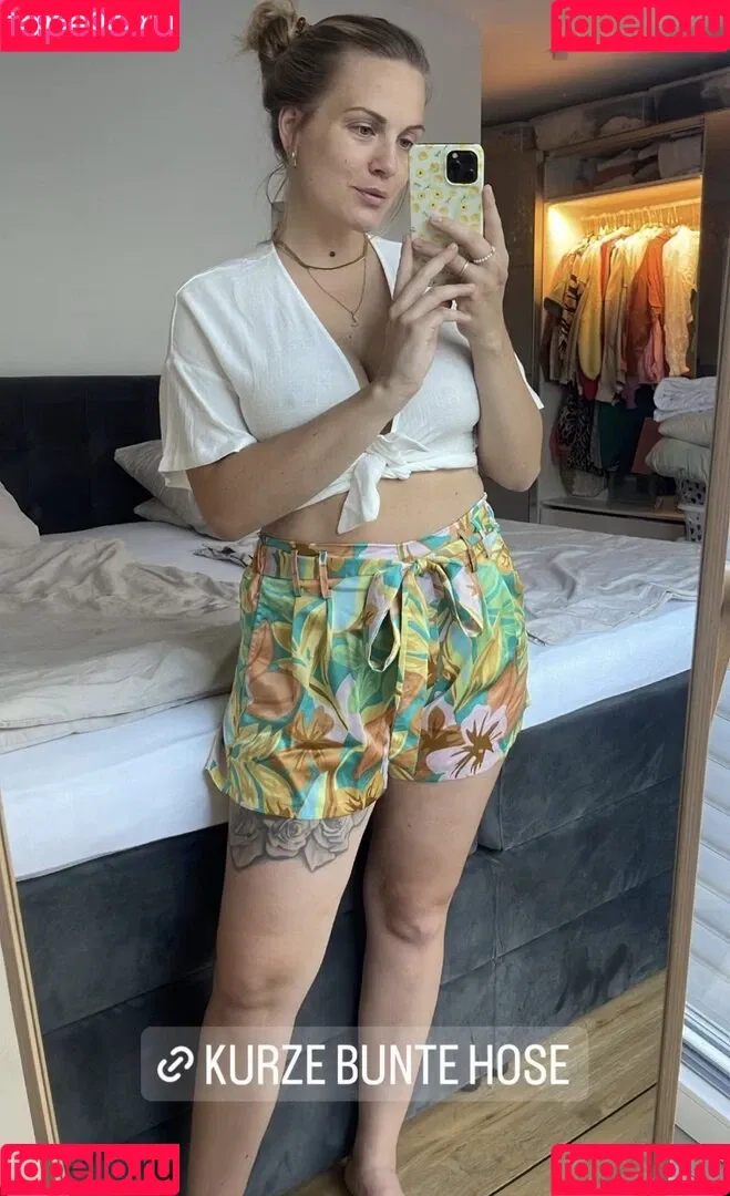 Vanessa Blumenthal Onlyfans Photo Gallery 