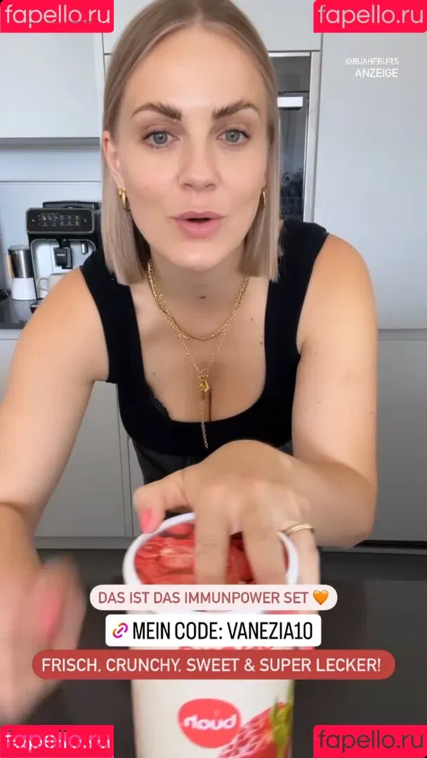 Vanessa Blumenthal Onlyfans Photo Gallery 