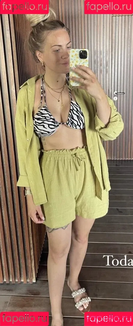 Vanessa Blumenthal Onlyfans Photo Gallery 
