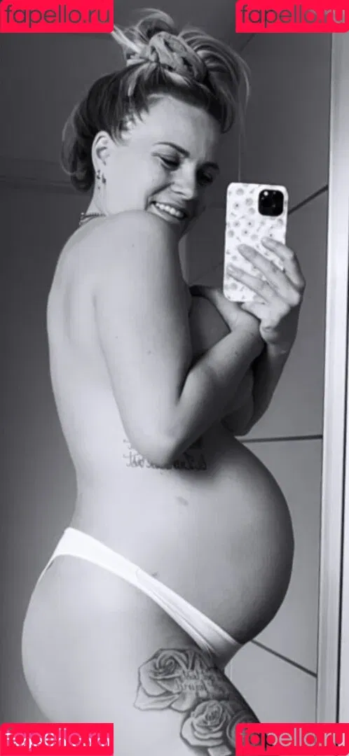 Vanessa Blumenthal Onlyfans Photo Gallery 