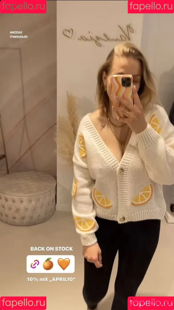 Vanessa Blumenthal Onlyfans Photo Gallery 