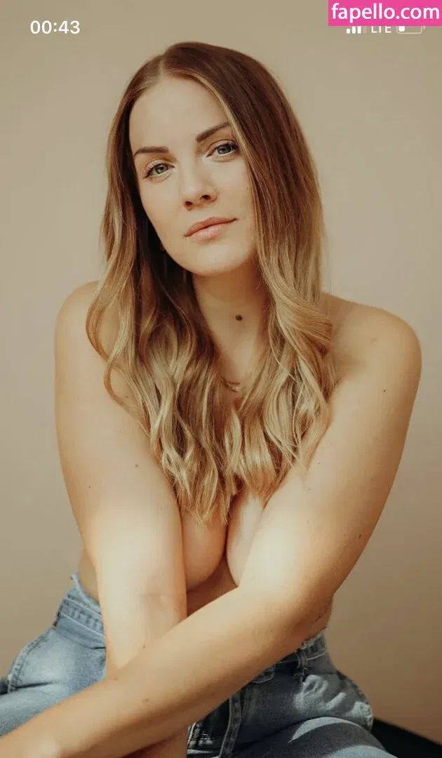 Vanessa Blumenthal Onlyfans Photo Gallery 