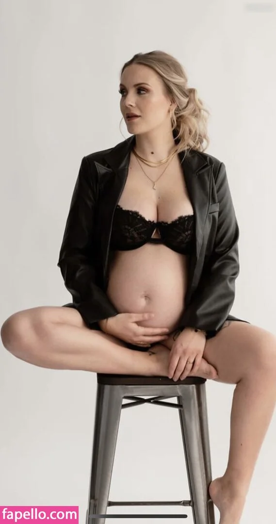 Vanessa Blumenthal Onlyfans Photo Gallery 