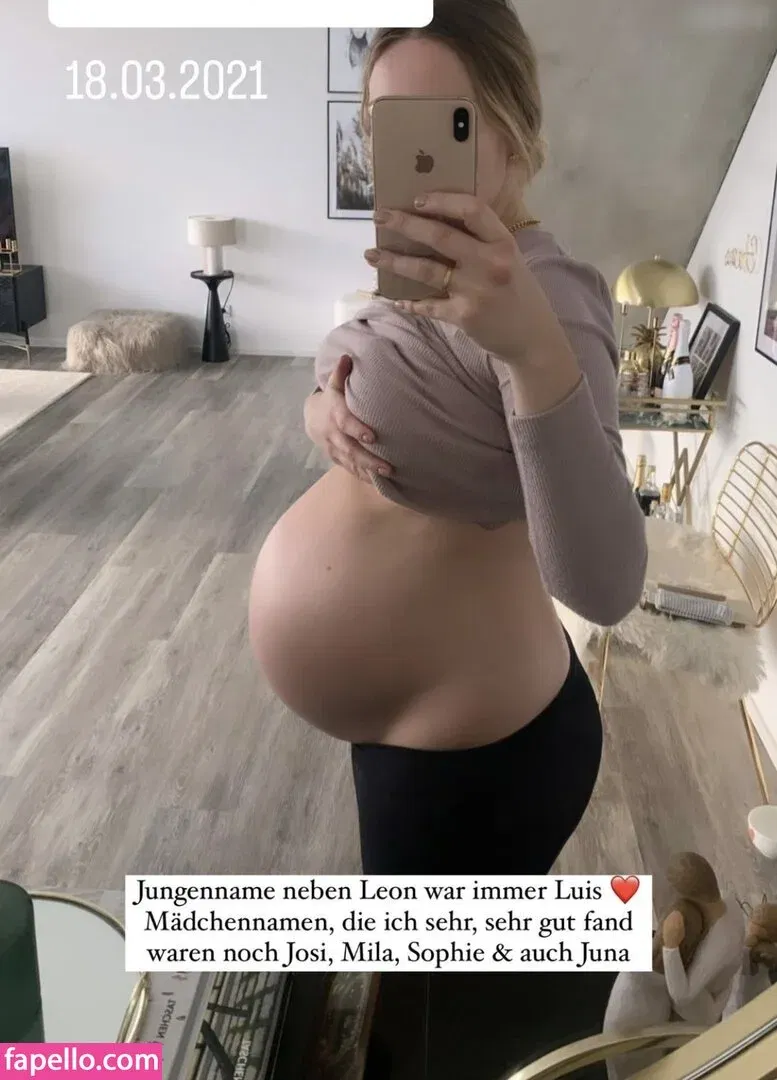 Vanessa Blumenthal Onlyfans Photo Gallery 