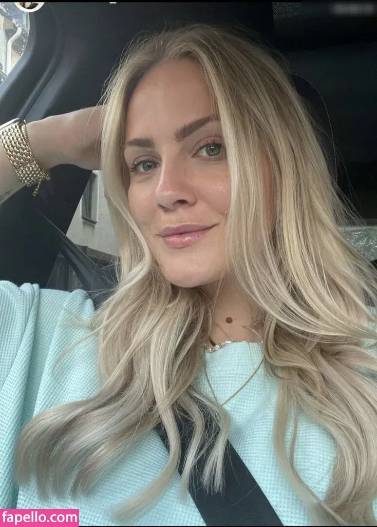 Vanessa Blumenthal Onlyfans Photo Gallery 