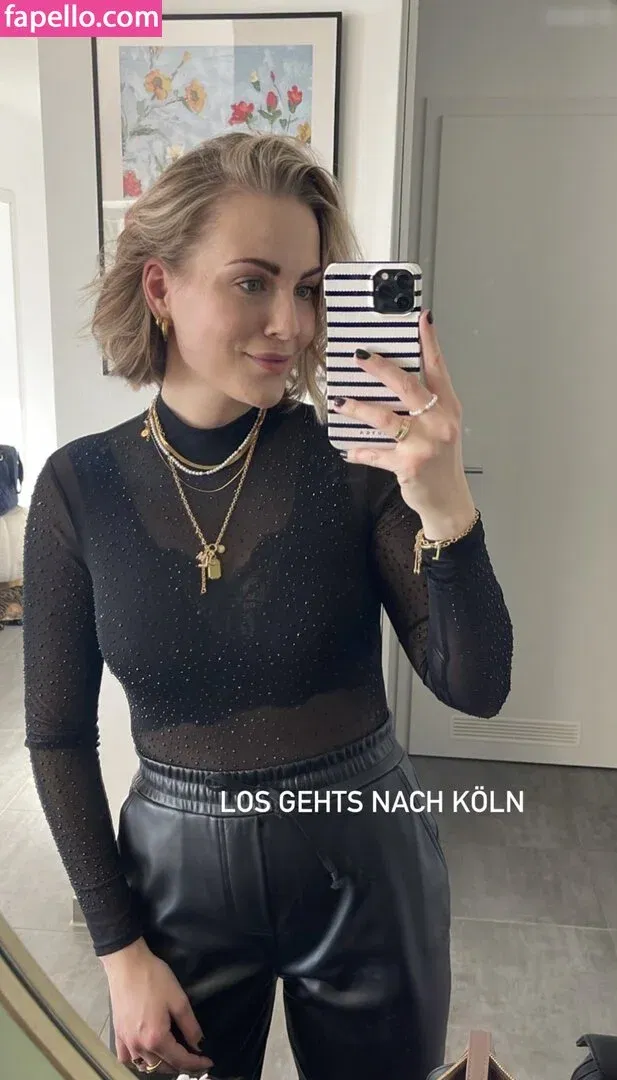 Vanessa Blumenthal Onlyfans Photo Gallery 