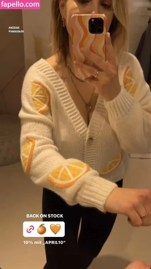 Vanessa Blumenthal Onlyfans Photo Gallery 