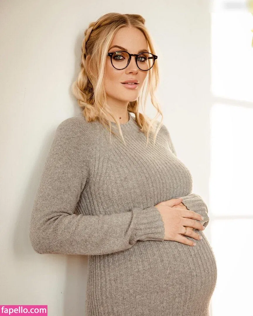 Vanessa Blumenthal Onlyfans Photo Gallery 