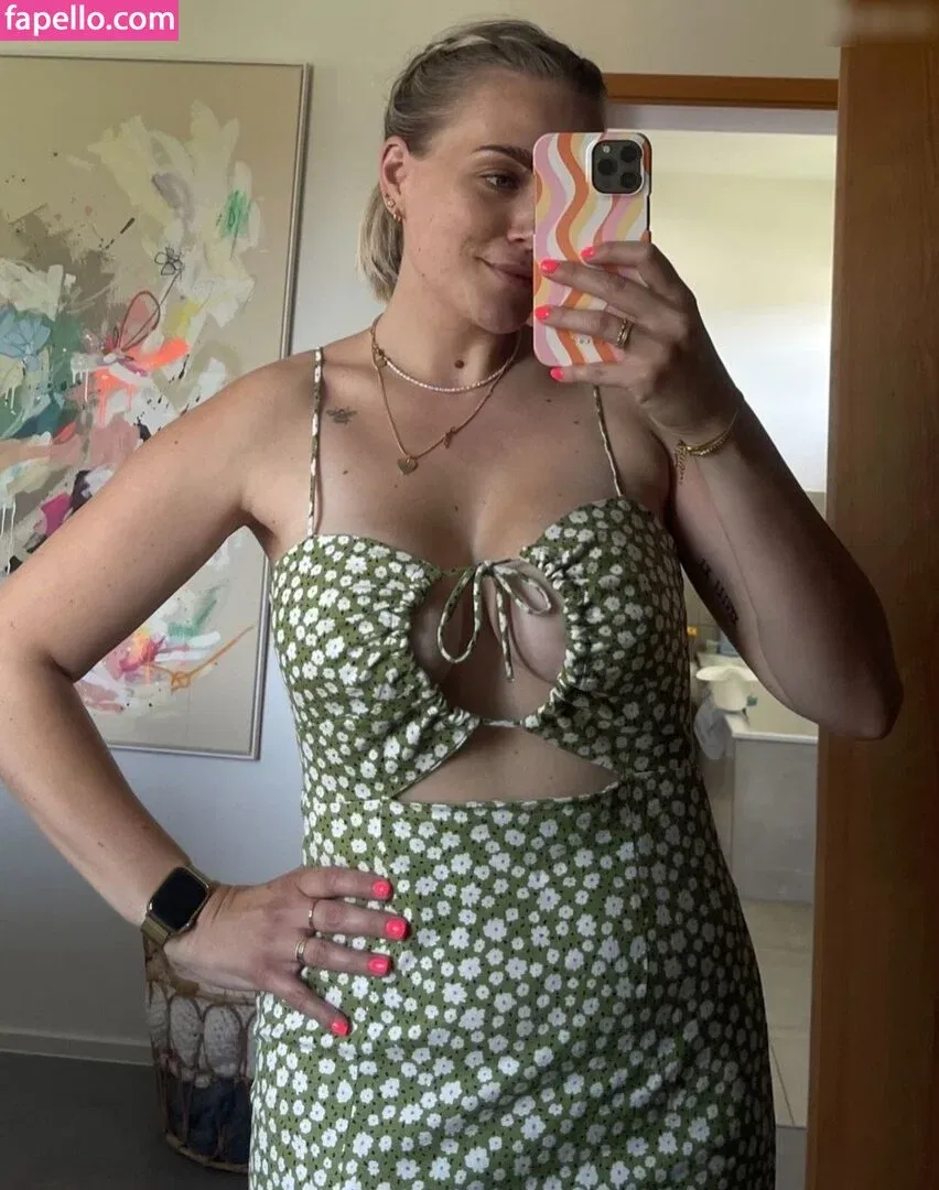 Vanessa Blumenthal Onlyfans Photo Gallery 