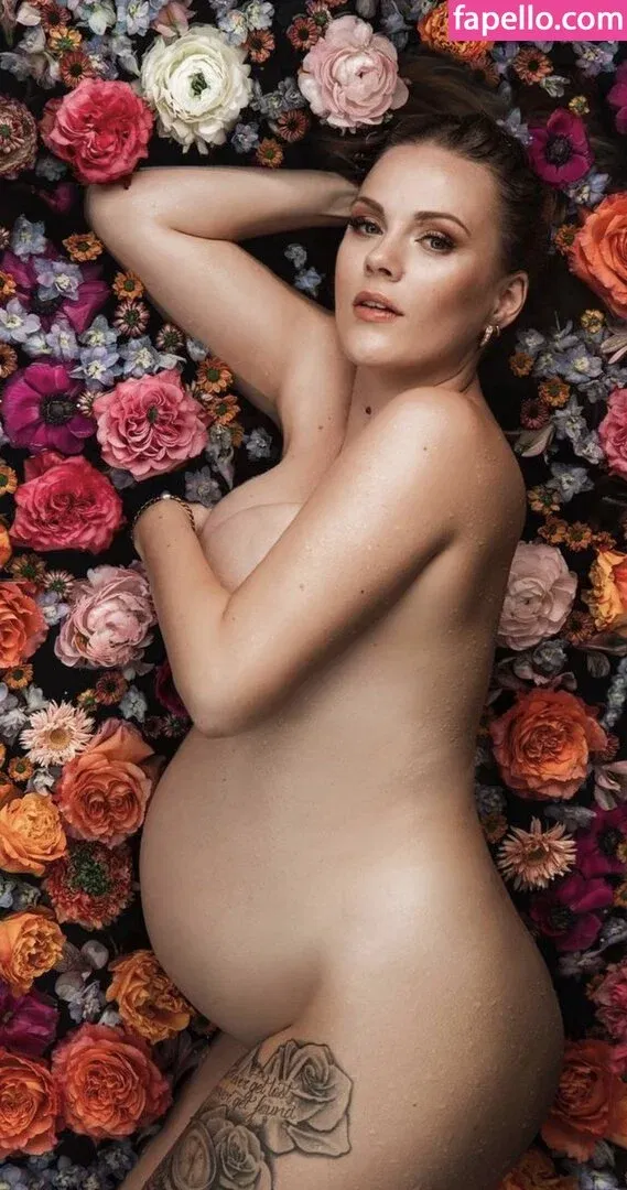 Vanessa Blumenthal Onlyfans Photo Gallery 